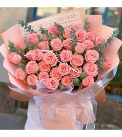 鲜花：街角的幸福 33枝粉玫瑰